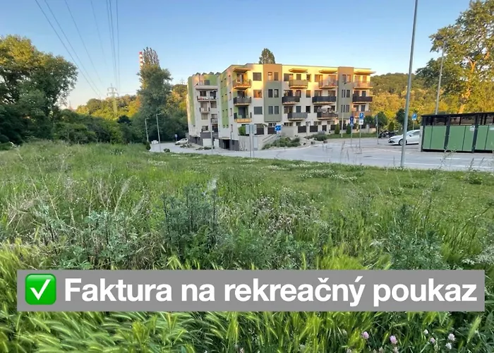 Rosnicka, Perfect Location With 24h Checkin, Balcony, Ac & Free Parking Lägenhet